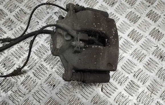 Mercedes-Benz C W204 Front brake caliper