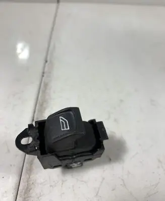 Volvo V70 Electric window control switch 30773273