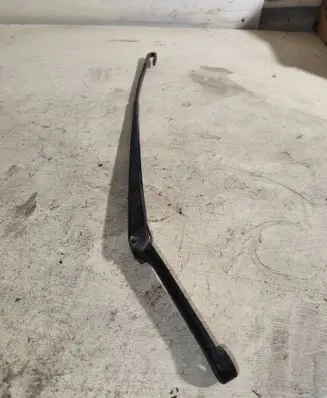 Front wiper blade arm
