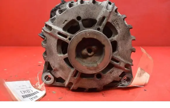 Peugeot 208 I Generator/alternator 967575368004