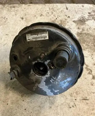 Mercedes-Benz ML W163 Brake booster A1634300130 26785901014