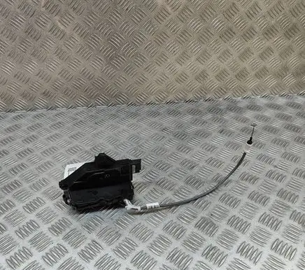 Opel Mokka B Front door lock 9844455580