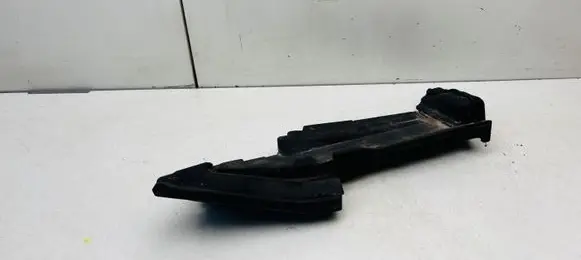 Audi Q3 8U Fender foam support/seal 8U0823722A