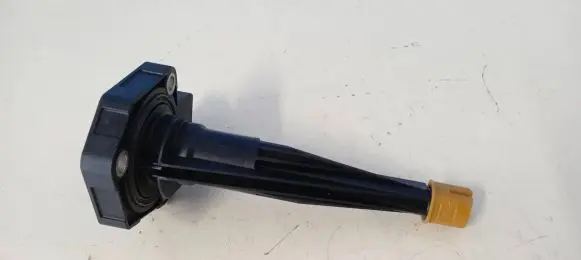 BMW 1 F20 F21 Oil level sensor 8638755