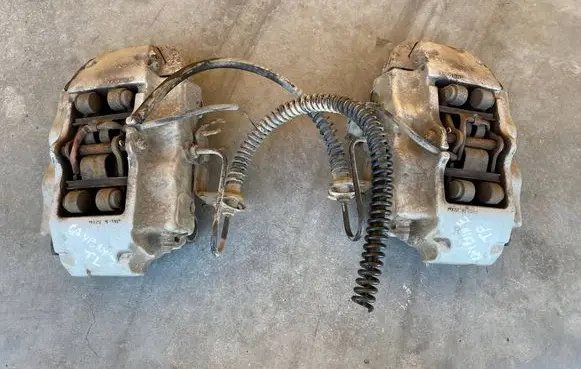 Porsche Cayenne (9PA) Rear brake caliper