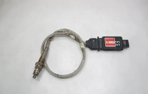 Volkswagen Caddy Lambda probe sensor 05L907807T