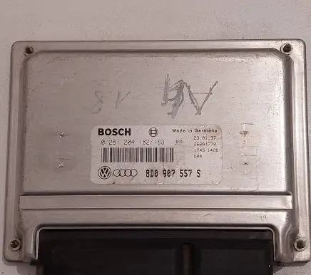 Audi A4 S4 B5 8D Engine control unit/module 0261204182 8D0907557S