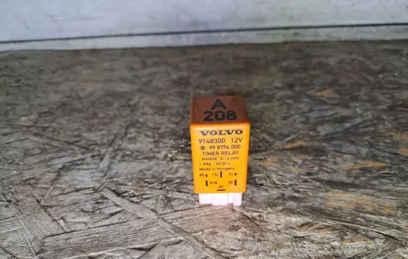 Volvo S70 V70 V70 XC Coolant fan relay 9148300 898756000