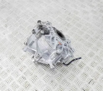 Maserati Levante Front differential 670104057 06701040570