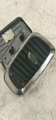 Dodge Durango III Dashboard side air vent grill/cover trim X90016900XX