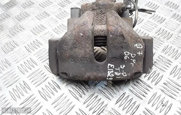 Audi Q7 4L Front brake caliper