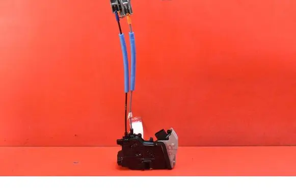 Hyundai Kona I Front door lock 81320J9000