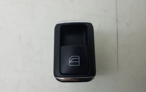 Mercedes-Benz C W204 Electric window control switch A2048707358