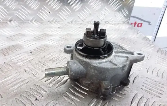 Mercedes-Benz Vito Viano W639 Vacuum pump A6462300365