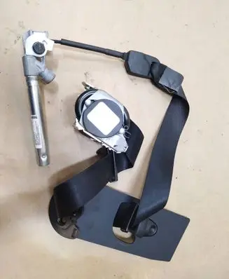 Maserati Ghibli Front seatbelt 628443800