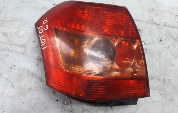 Toyota Corolla E120 E130 Tailgate rear/tail lights