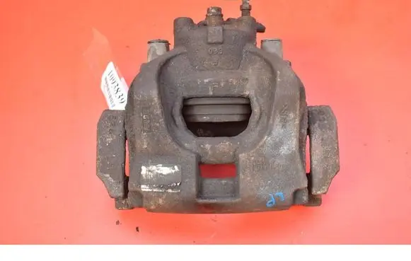 Ford Mondeo MK I Front brake caliper