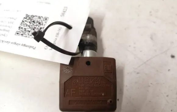 Opel Insignia A Tire pressure sensor 13327259