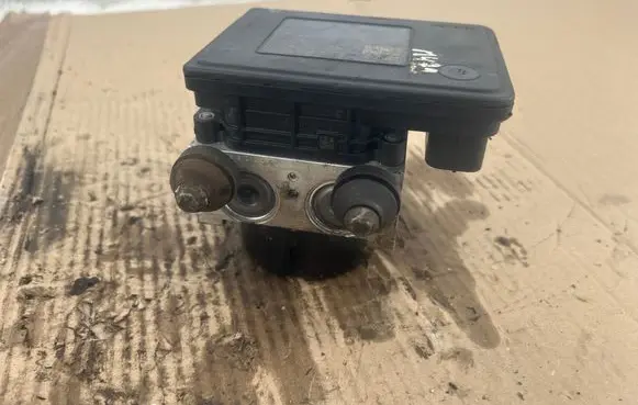 Nissan Note (E12) ABS Pump 06210228424 476603VU0B