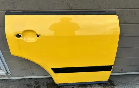 Audi A2 Rear door 8Z0833511