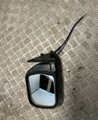 Toyota Hilux (N80, N90, N100, N110) Front door electric wing mirror