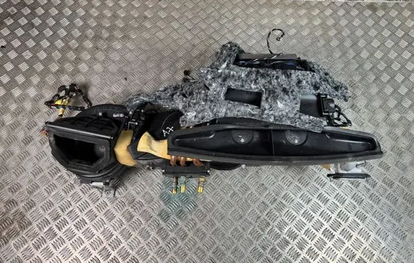 Maserati GranCabrio M145 Interior heater climate box assembly M145BD 082408200