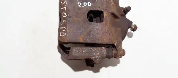 Toyota RAV 4 (XA20) Front brake caliper