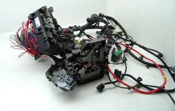 Volvo XC40 Engine installation wiring loom 31473880