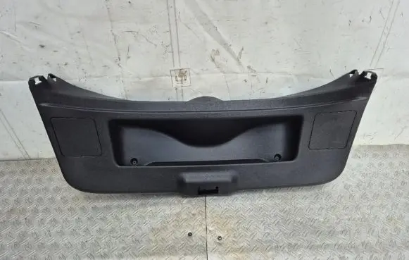 Renault Megane III Tailgate trim 909000161R 634140020