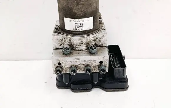 Audi Q7 4M ABS Pump 4M0907379K