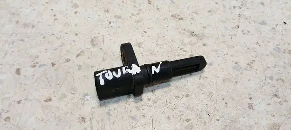 Volkswagen Touran I Intake air temperature sensor 06B905379A