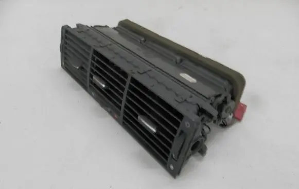 Audi A8 S8 D2 4D Dash center air vent grill 