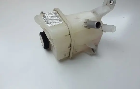 Toyota Auris E180 Other engine bay part G91H002010