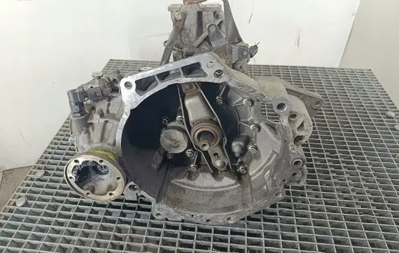 Volkswagen Golf IV Manual 5 speed gearbox EBJ