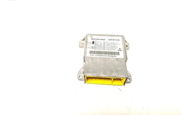 Mercedes-Benz CLS C218 X218 Airbag control unit/module A2189015200