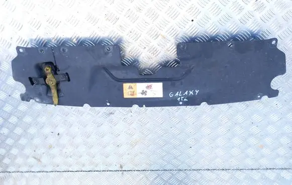 Radiator trim