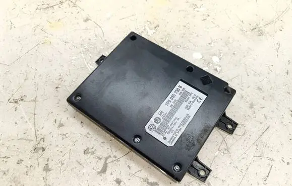 Volkswagen Eos Bluetooth control unit module 7P6035730B 00267E1C80B1 10022400100