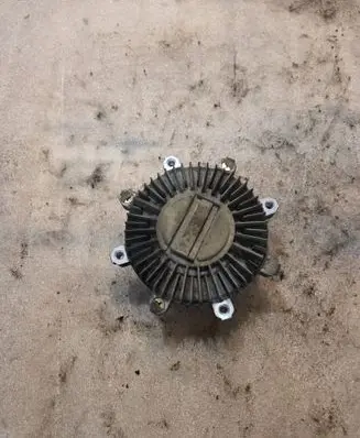Mitsubishi Pajero Viscous fan clutch 
