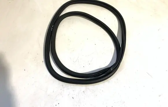 Audi A6 S6 C7 4G Rear door rubber seal (on body)