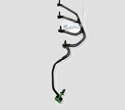 Ford Mondeo MK V Fuel line pipe X215147