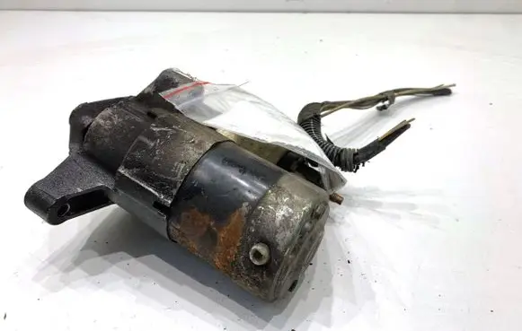 Peugeot 307 CC Starter motor 9656317680