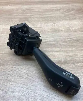 BMW 5 E39 Indicator stalk 8363668 01104010