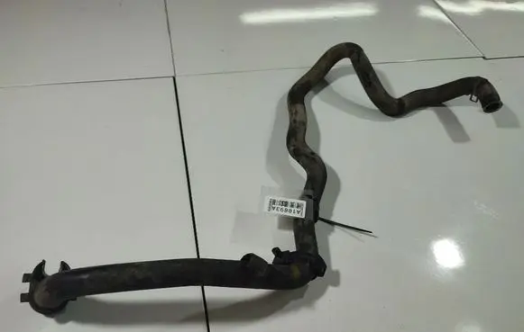 Mazda 5 Engine coolant pipe/hose 