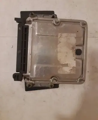 Peugeot 406 Engine control unit/module 9634662880 0281001782 EDC15C2