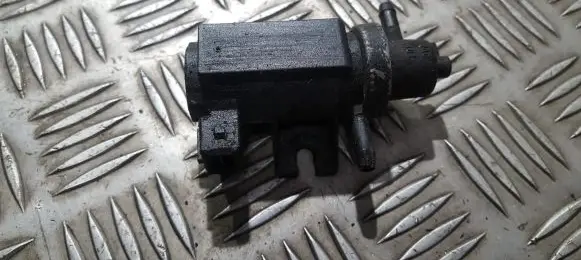 Volkswagen PASSAT B4 Turbo solenoid valve 1h0906627