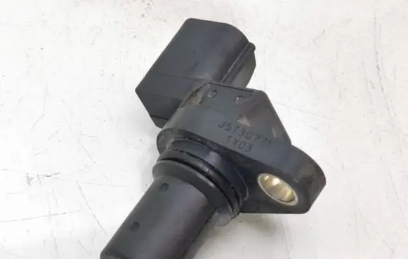 Mitsubishi ASX Camshaft position sensor J5T30771 1X03