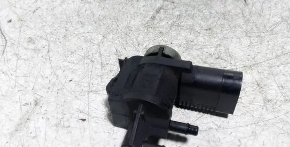 Audi A6 S6 C6 4F Turbo solenoid valve 1J0906283C