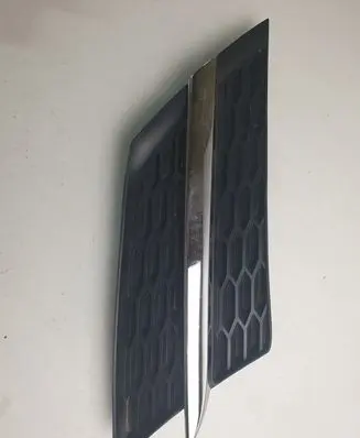 Toyota RAV 4 (XA40) Front bumper lower grill 5310542010