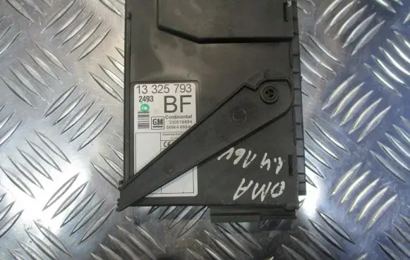 Opel Meriva A Central body control module 13325793