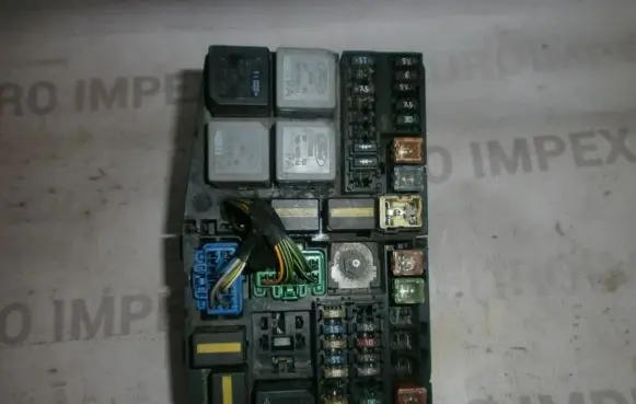 Ford Mondeo Mk III Fuse box set